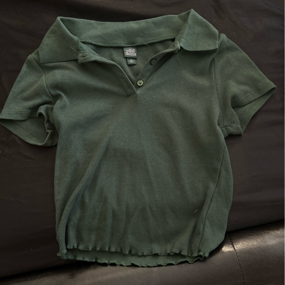 cropped green collared shirt size xs